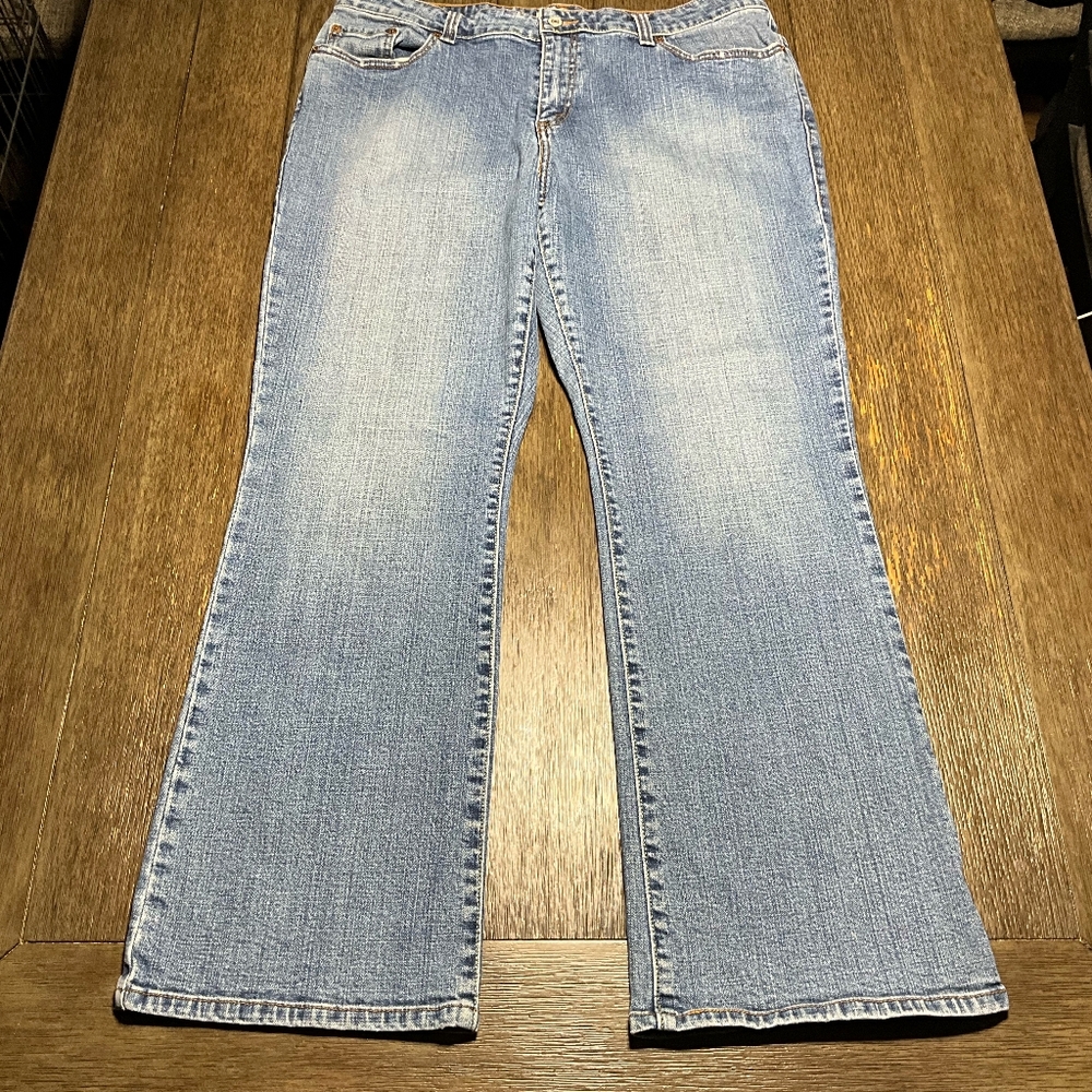 Levi's 515 Women's Bootcut Jeans Blue Size 20 M